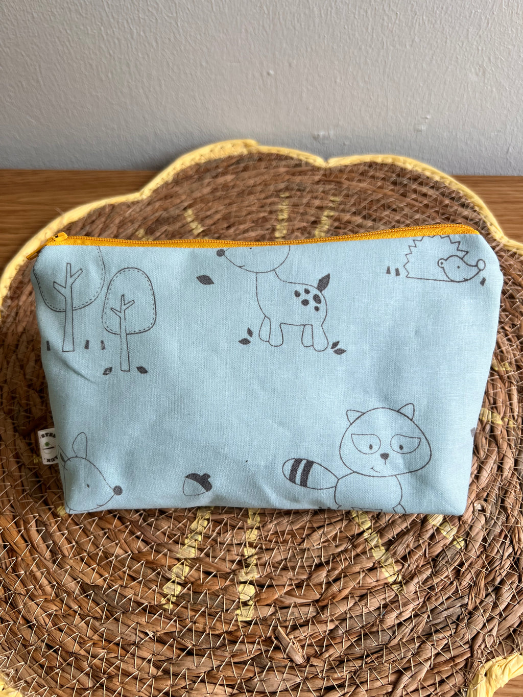 Etui bosdieren