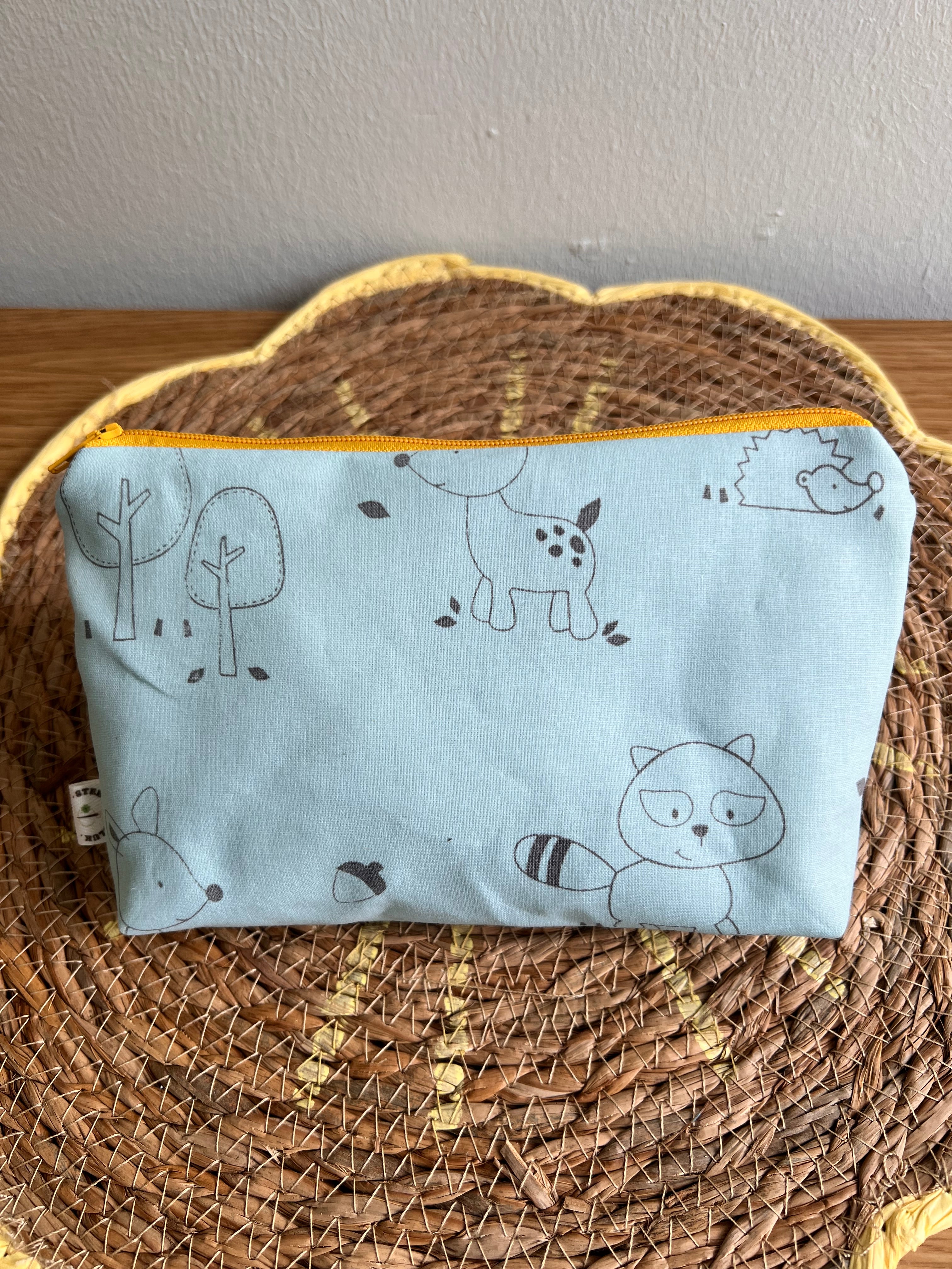 Etui bosdieren