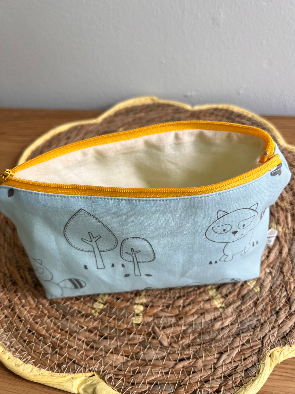 Etui bosdieren